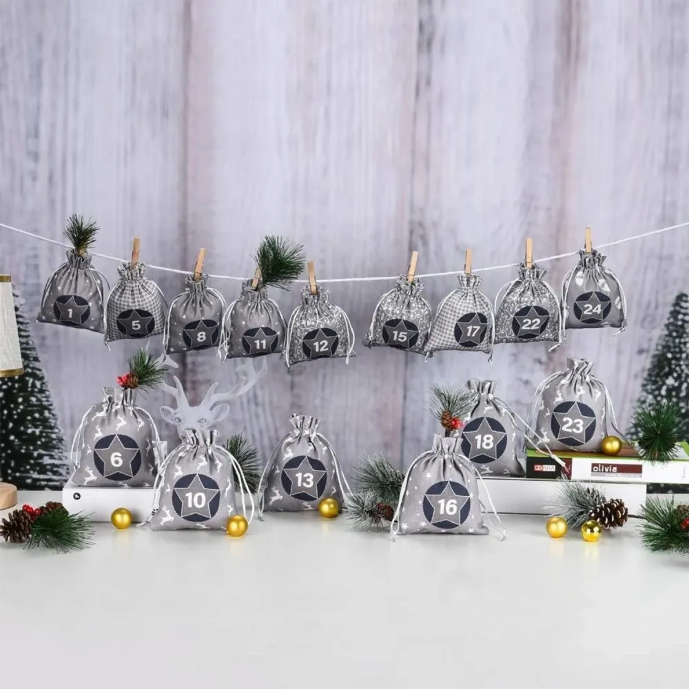 Adventskalender Weihnachtsmann 24 Stoffsäckchen Sterne