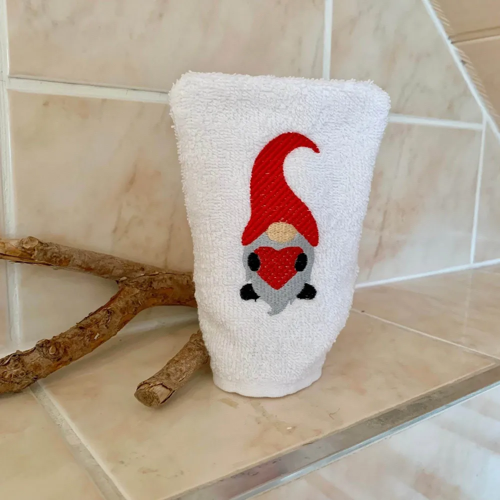 Gnom-Waschlappen Stickdatei ITH 13x18 Waschhandschuh Wichtel Gnome Weihnachten Anleitung deutscher Sprache