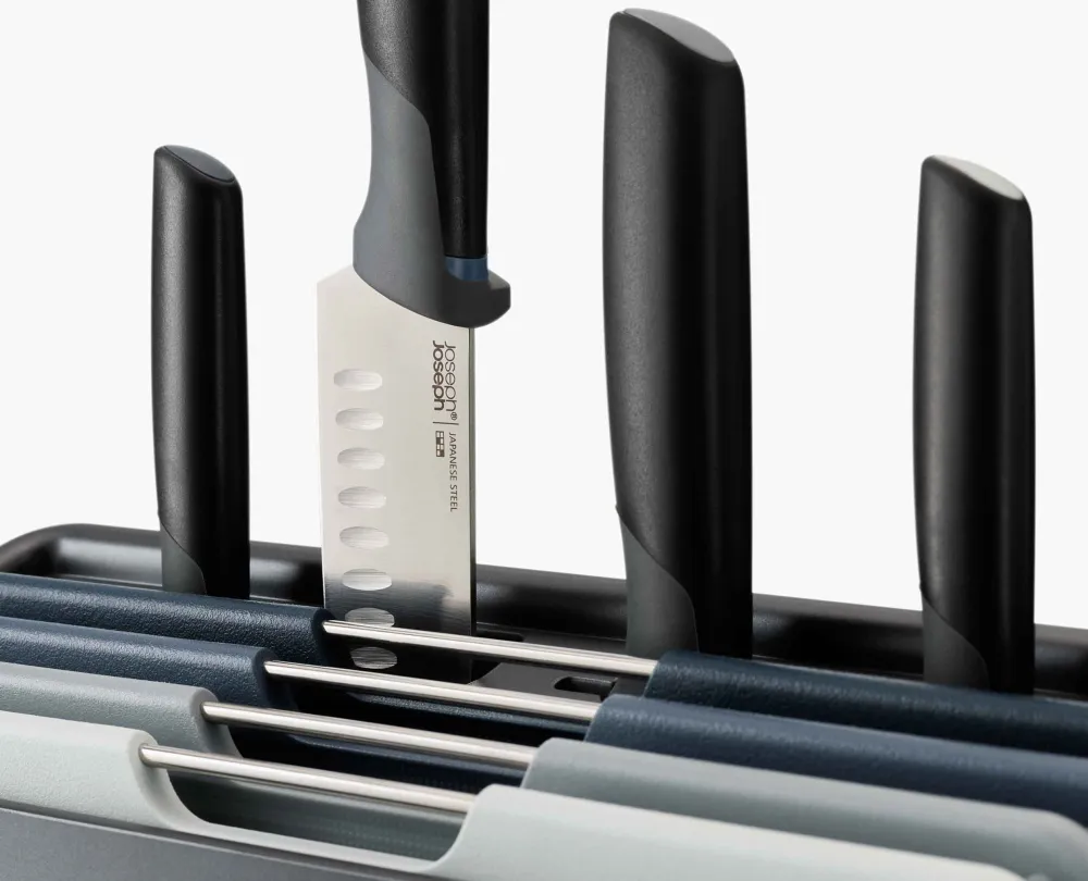 Folio™ Plus 8-teiliges Messer- und Schneidebrett-Set