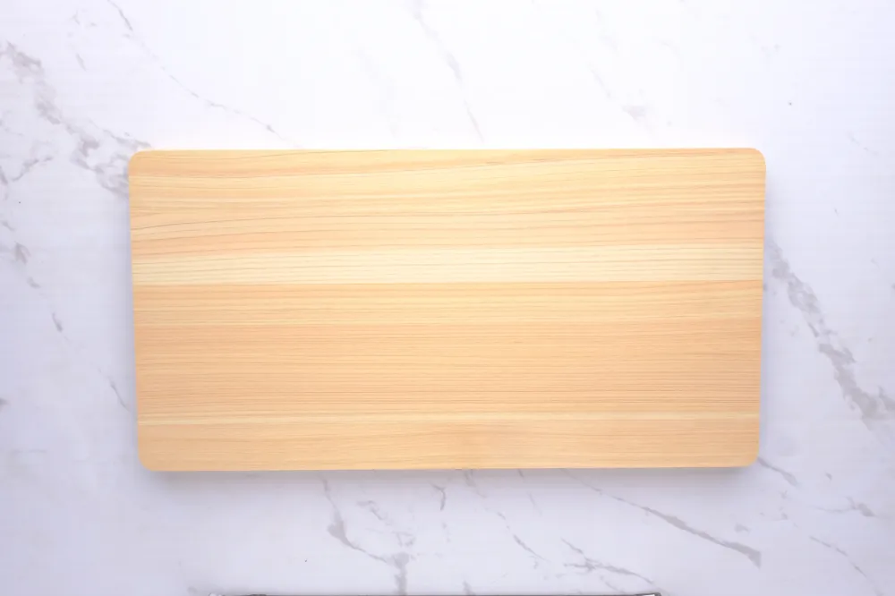 Konosuke - Hinoki Schneidebrett 39x20x2