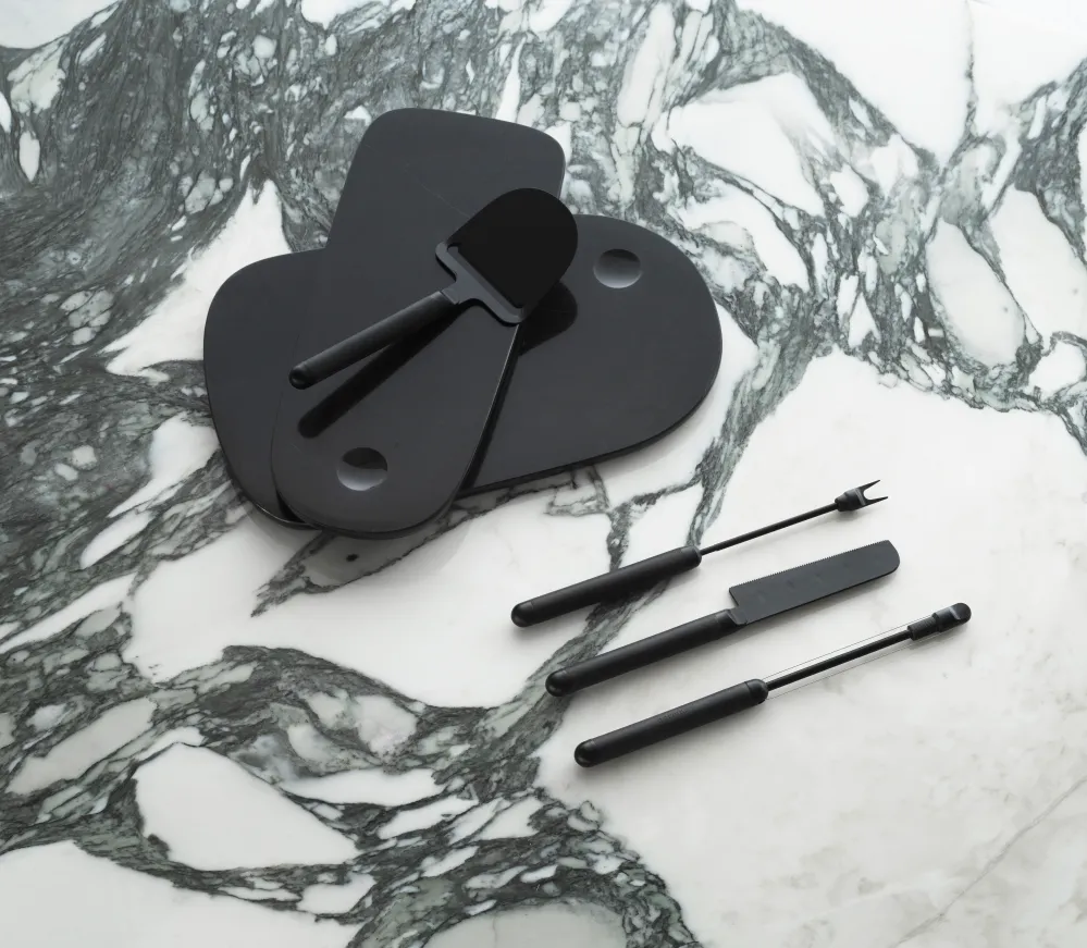 Käseheber PEBBLE schwarz