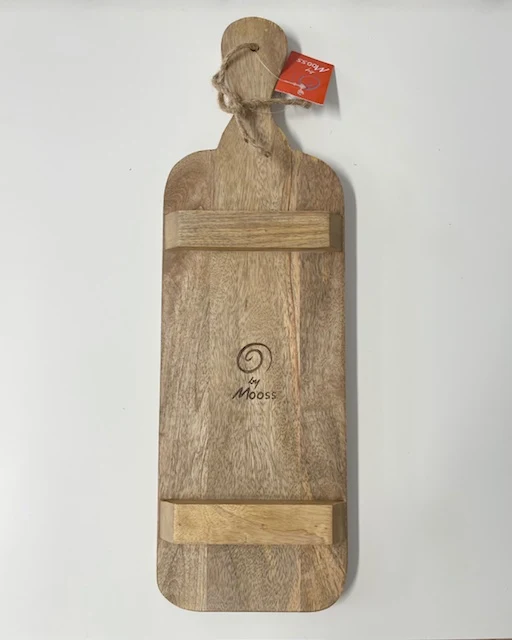 Längliches Holzbrett 53x16cm mit Griff & Füßen - Servierbrett im Landhausstil