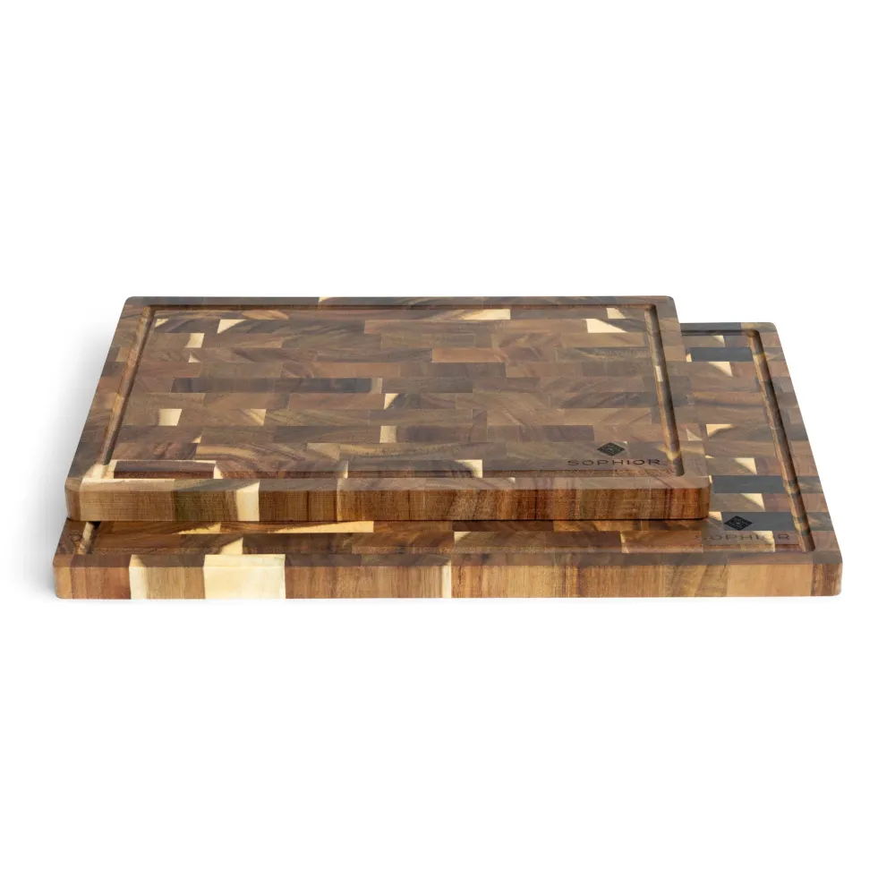 SOPHIOR Schneidebrett-Set aus Akazienholz mit Saftrille und Griffen – 42 x 35 x 2 cm & 35 x 25 x 2 cm