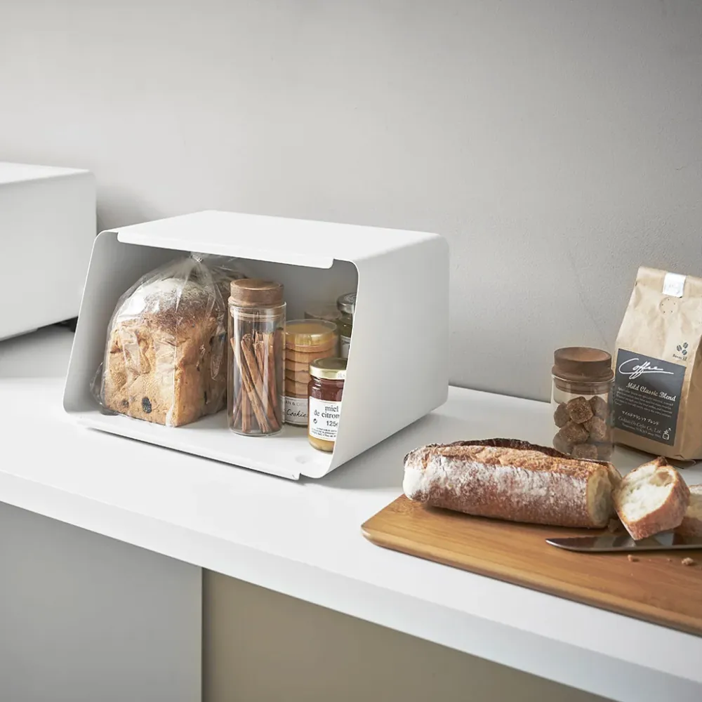 Tower Yamazaki Brotkasten mit Schneidebrett
