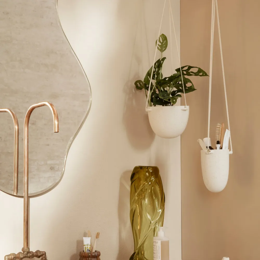 Ferm Living - Speckle Hänge-Blumentopf
