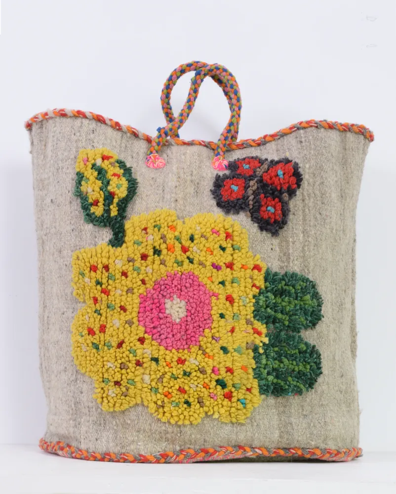 La fleur et le papillon – Grand Cabas en laine