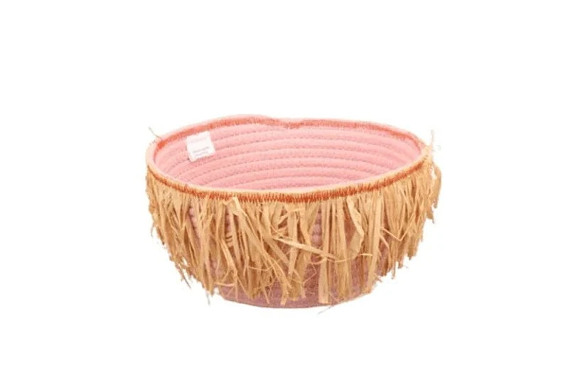 Geschenkkorb rosa aus BW/Poly mit Bastfransen Durchmesser 33 cm