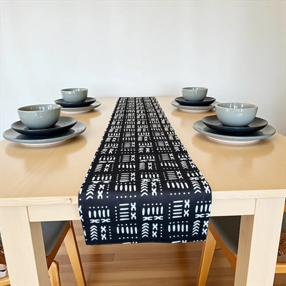 Afrikanischer Print Tischläufer - Tischdecke - Schwarz / Weiß Bogolan Muster