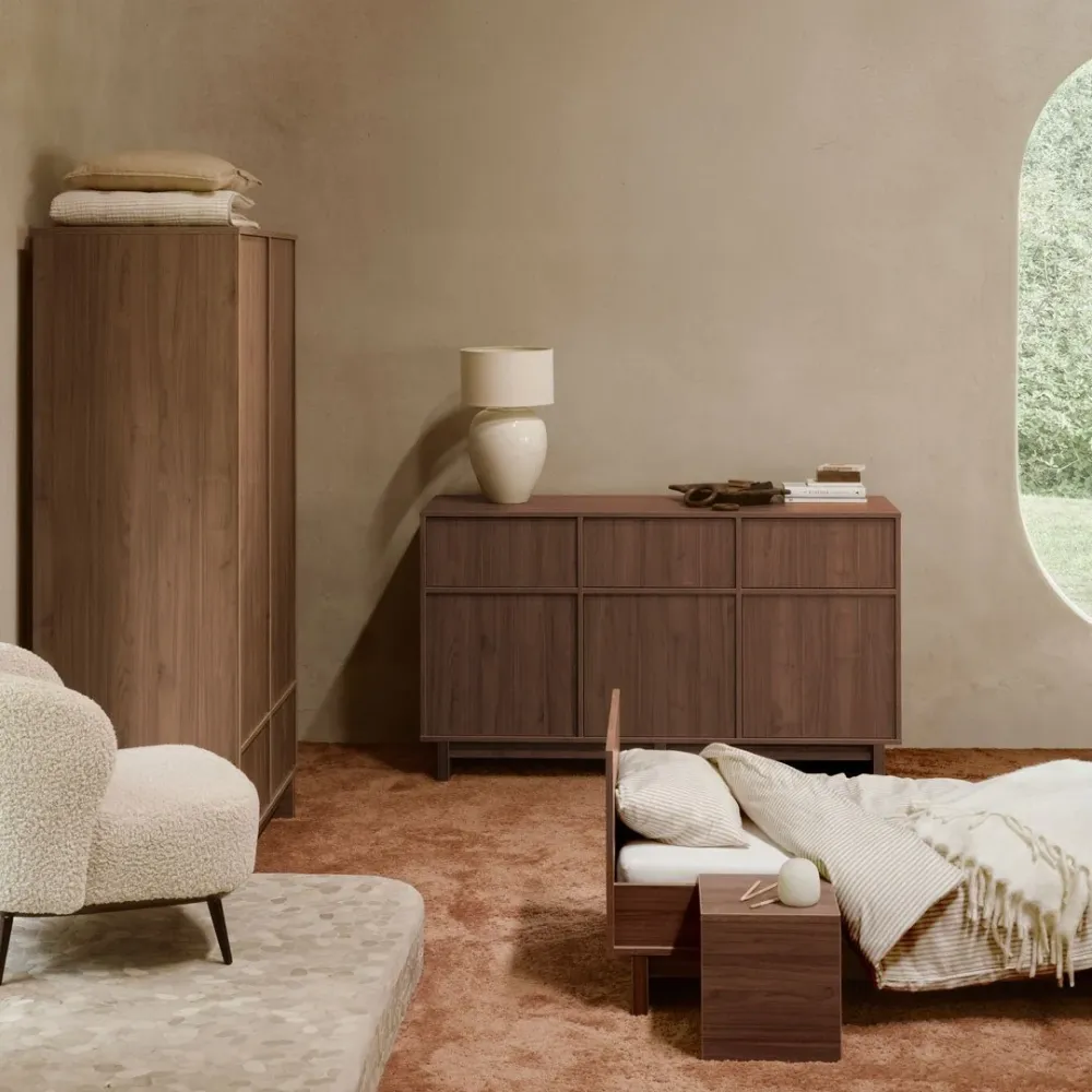 Babybett Kyo - Walnut 140x70cm (inkl. Umbaumöglichkeit ein Kinderbett 140x70cm)