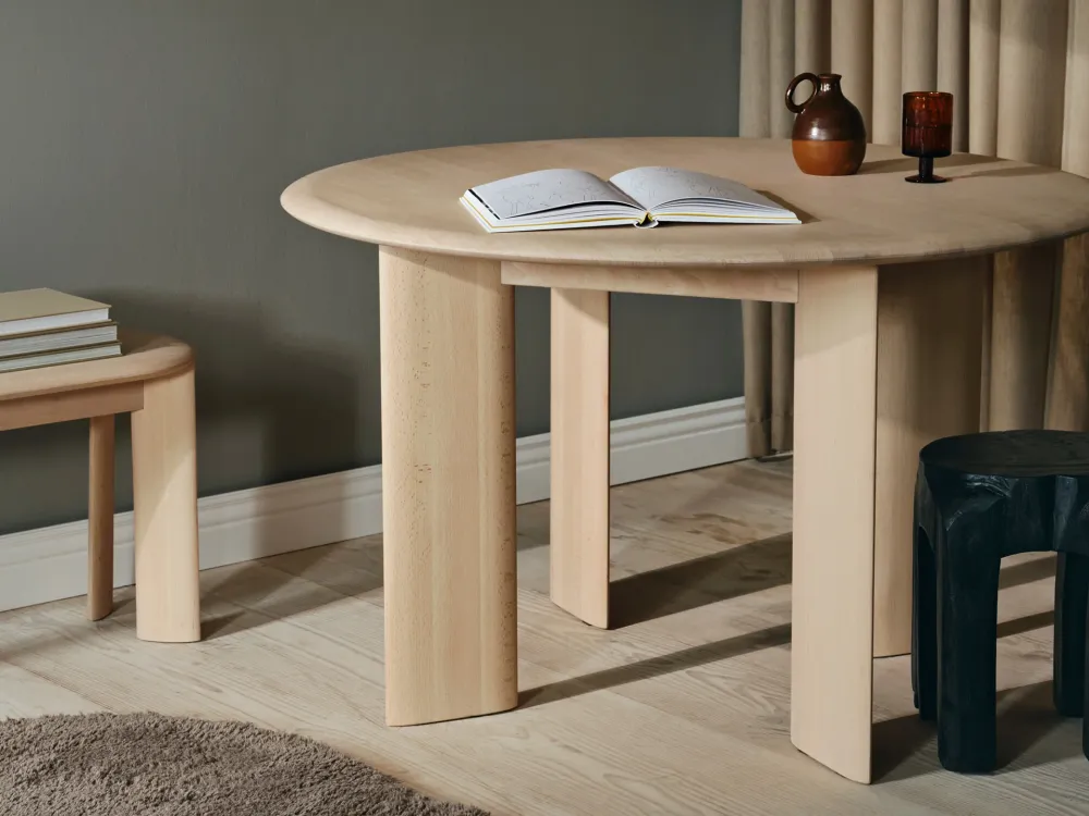 Bevel Table - Round Ø117 - White Oiled Oak