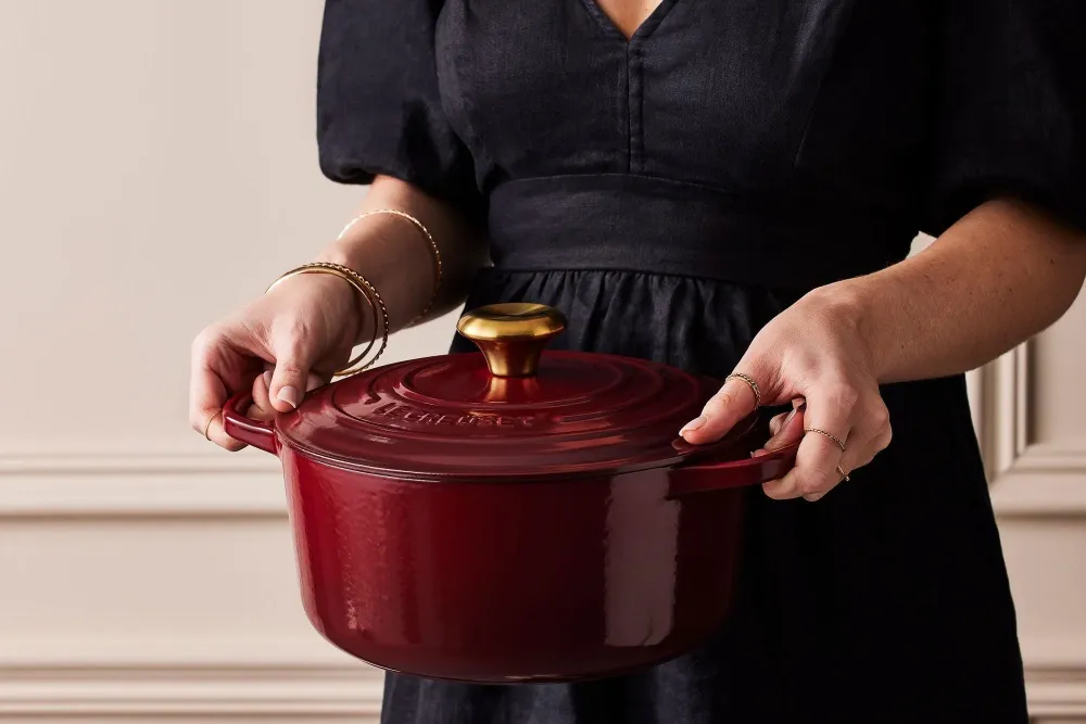 Le Creuset Hoher Schmortopf „Granat“ ø24cm / 5L