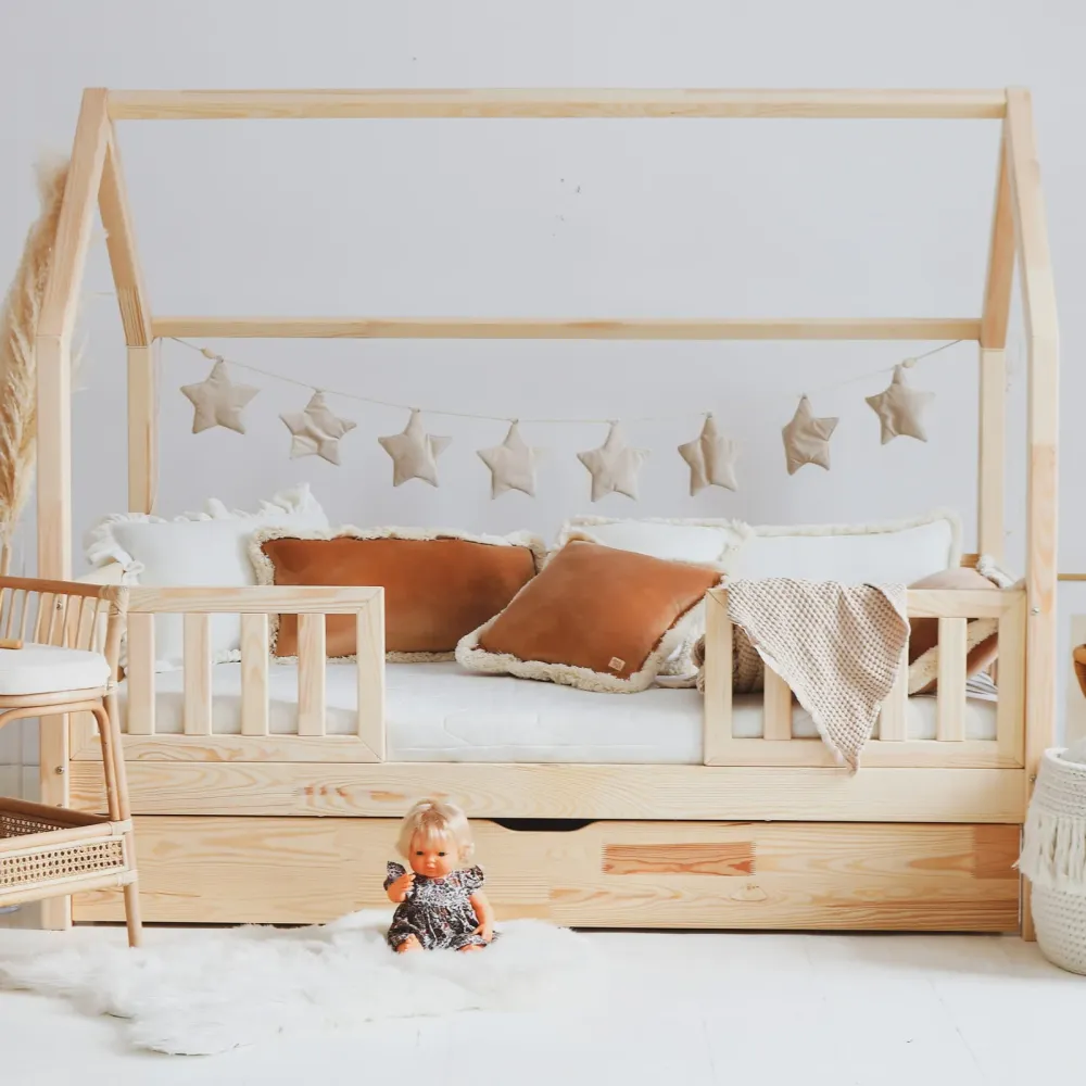 Design4kids Hausbett Nuvalo Pro Deluxe - 190x90 Naturholz