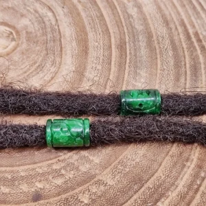 Dreadperlen aus burmesischer Jade, handgeschnitzt