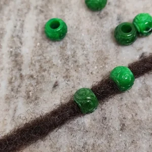 Dreadperlen aus burmesischer Jade, handgeschnitzt