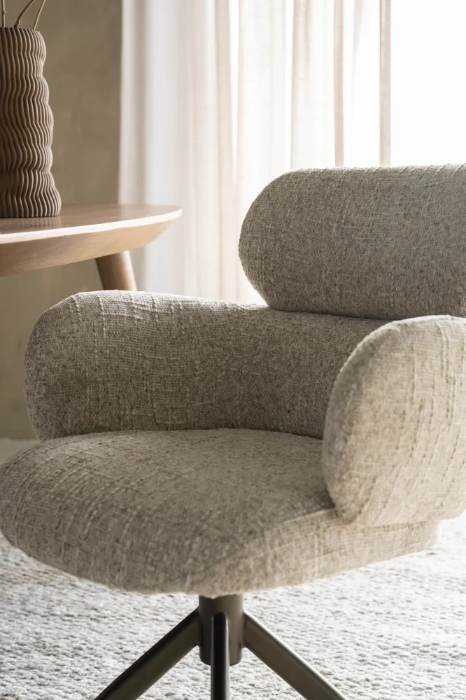 Drehstuhl DARCIO beige mit dunkelbraunem Fußteil