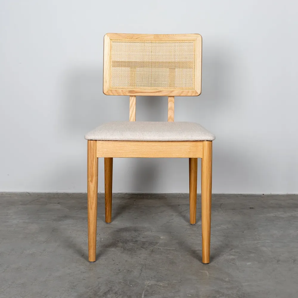 Esszimmerstuhl mit Rattan-Rücken – Charles – Eiche/natürliches Rattan – gebrochenes Weiß