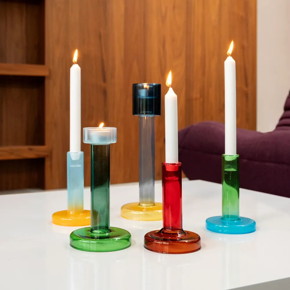 Gelber BOLE Kerzenhalter mit Blau