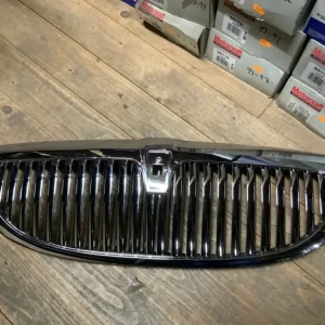 Kühlergrill (ohne Emblem) (50140)