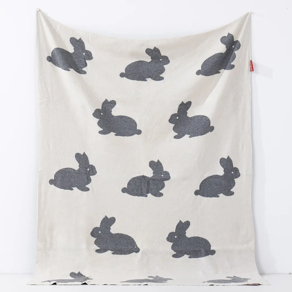 Kinder Kuscheldecke / Tagesdecke - Gestrickte Rabbit