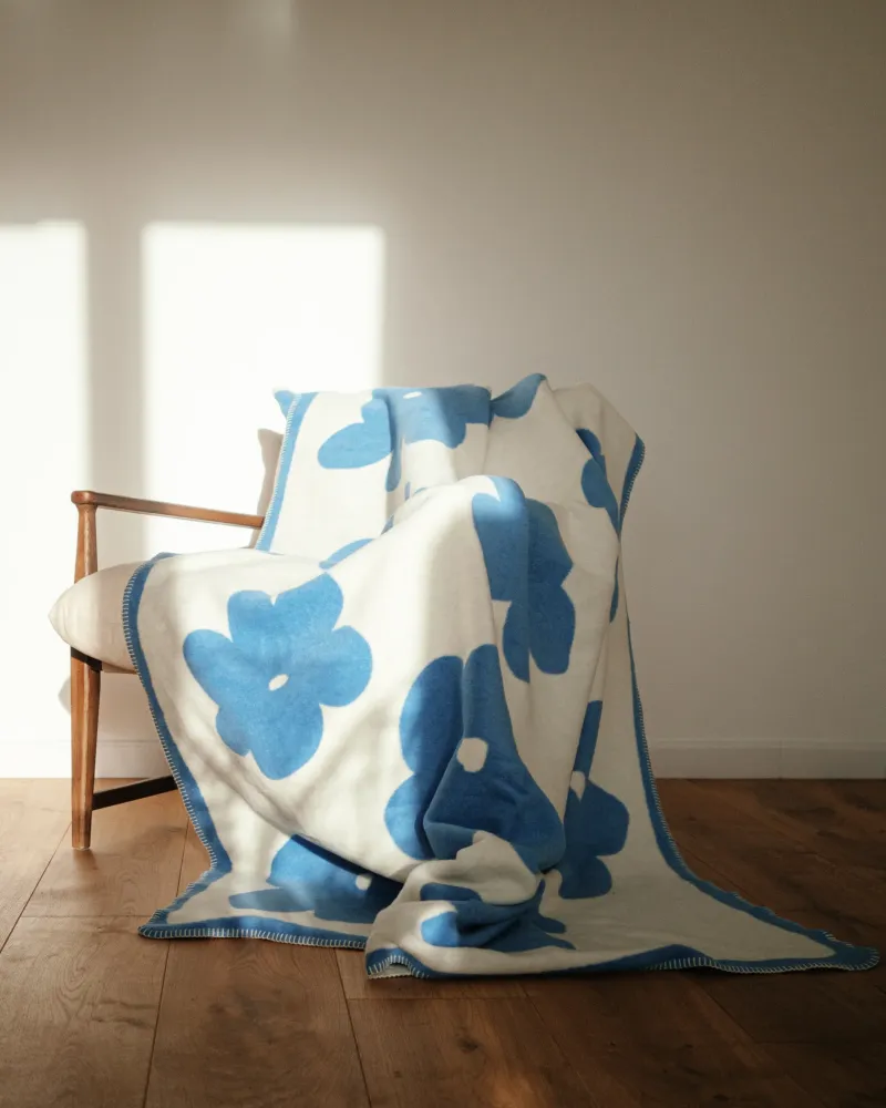Koc FLO Himmelblau und Ecru