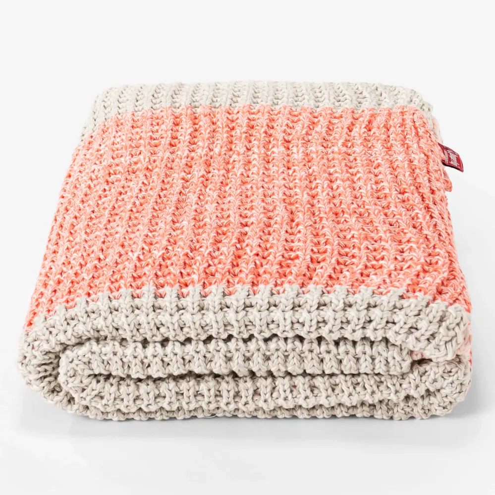 Kuscheldecke / Tagesdecke - Gestrickte Chester Pink