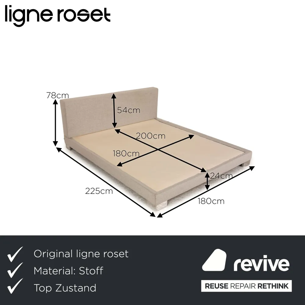 ligne roset Anna Stoff Bett Hellgrau Doppelbett