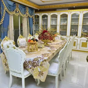 Luxuriöses, modernes Esszimmer-Set mit Tisch und Stühlen für Restaurants und Wohnräume, 10-Sitzer