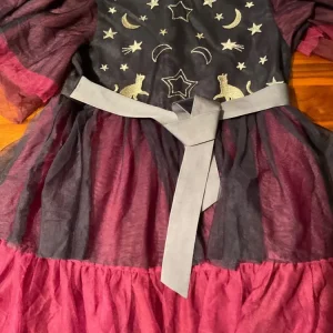 MiniBoden Kleid Halloween 146/152 Schwarz und Pink mit Silbersternen und Katzen