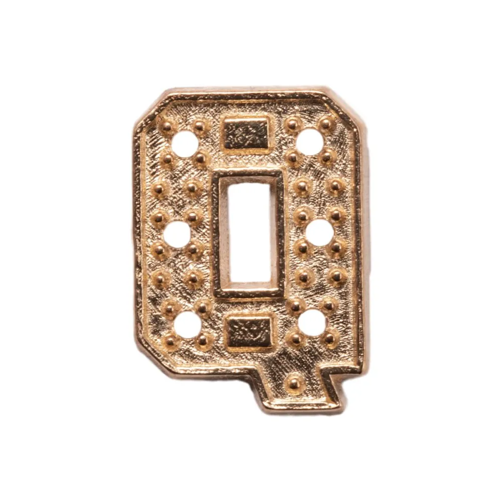 Gold Block Initial Q – 8mm, Pre-Drilled .01pt Stone Otto Frei