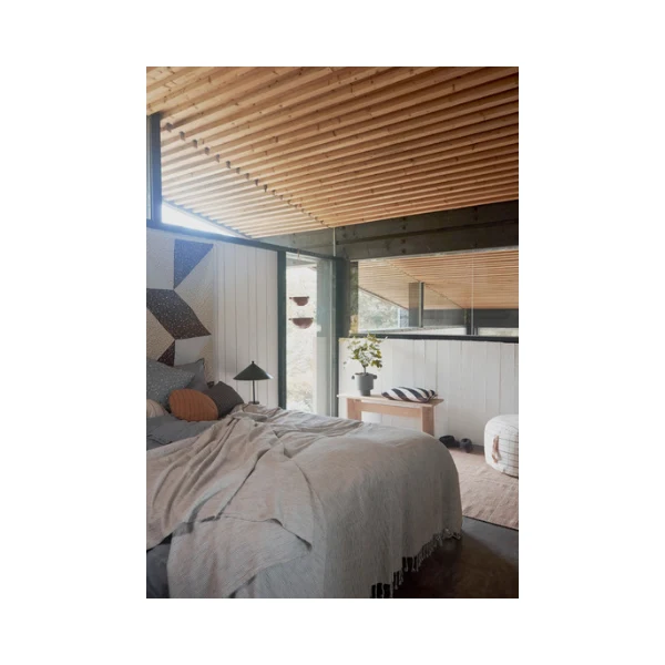 OYOY living design, Gestreifte Tagesdecke GOBI