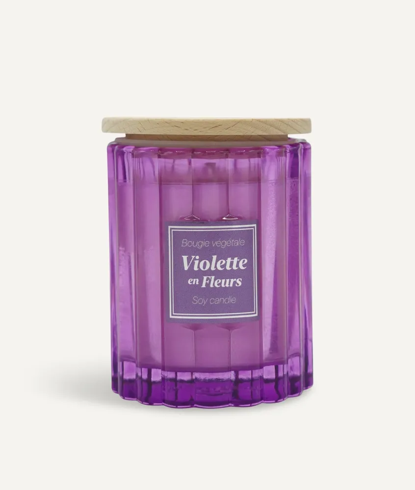 Perfumed handmade candle "blooming violet" - 190gr