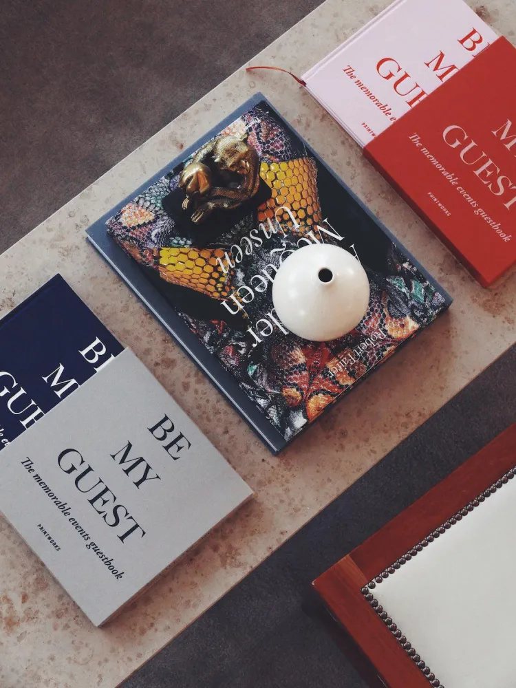 Printworks Be my Guest - Coffee Table Guestbook | Taupe&Gelb