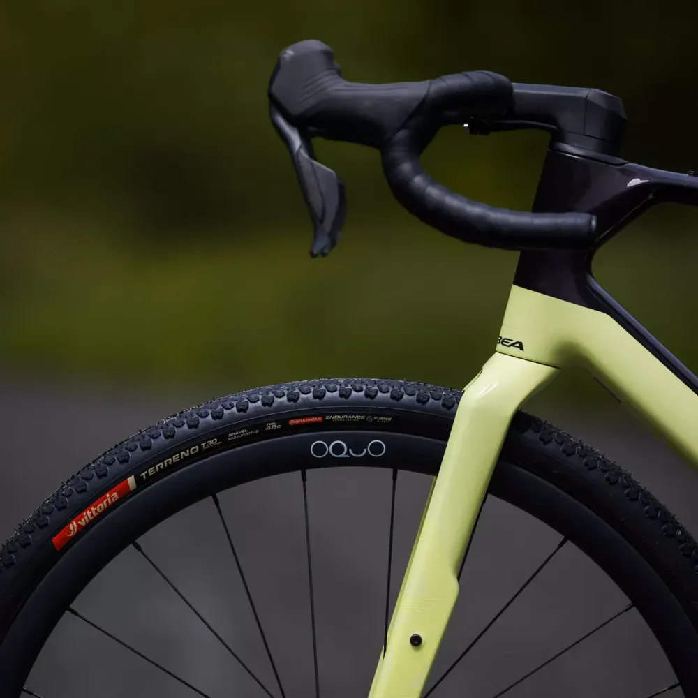 Reifen VITTORIA TERRENO T30 FINE LOOSE Gravel Endurance 700x55c Tubeless Ready Weich Schwarz