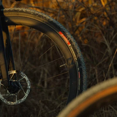 Reifen VITTORIA TERRENO T90 MUD Gravel Endurance 700x40c Tubeless Ready Weich Schwarz