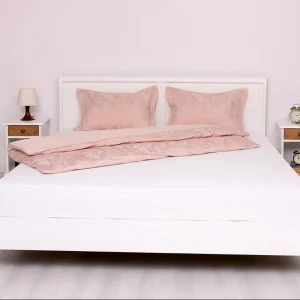Schlafzimmer-Set bestehend aus Massivholzbett 180 und zwei Nachttischen
