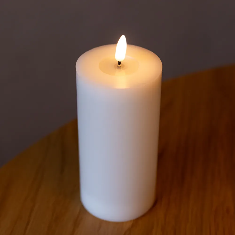 Sia LED Stumpenkerze wiederaufladbar ø 7.5 x 20 cm