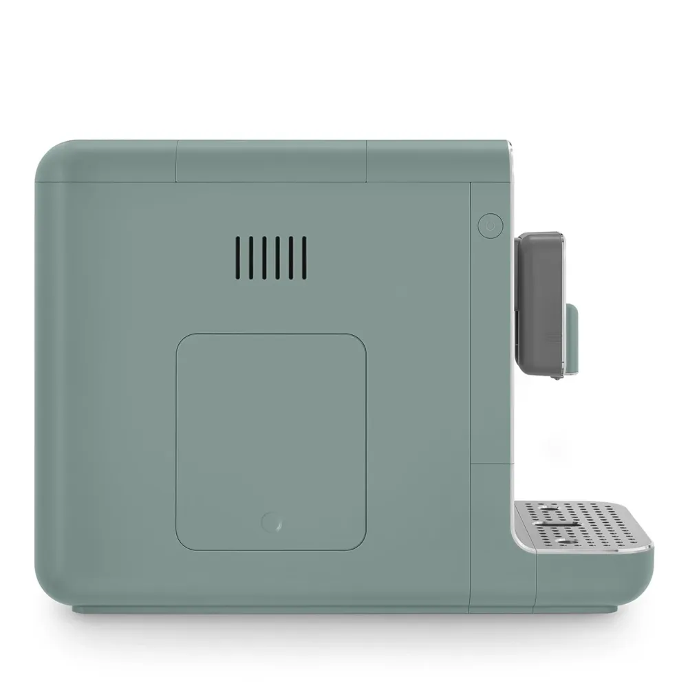 SMEG Kaffeevollautomat BCC01EGMEU
