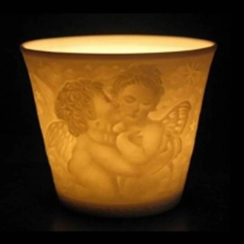 Stimmungsvolles Votivlicht Cherub