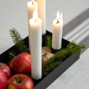 Sund Kleiner schwarzer Kerzenständer mit magnetischen Kerzenhaltern Storefactory