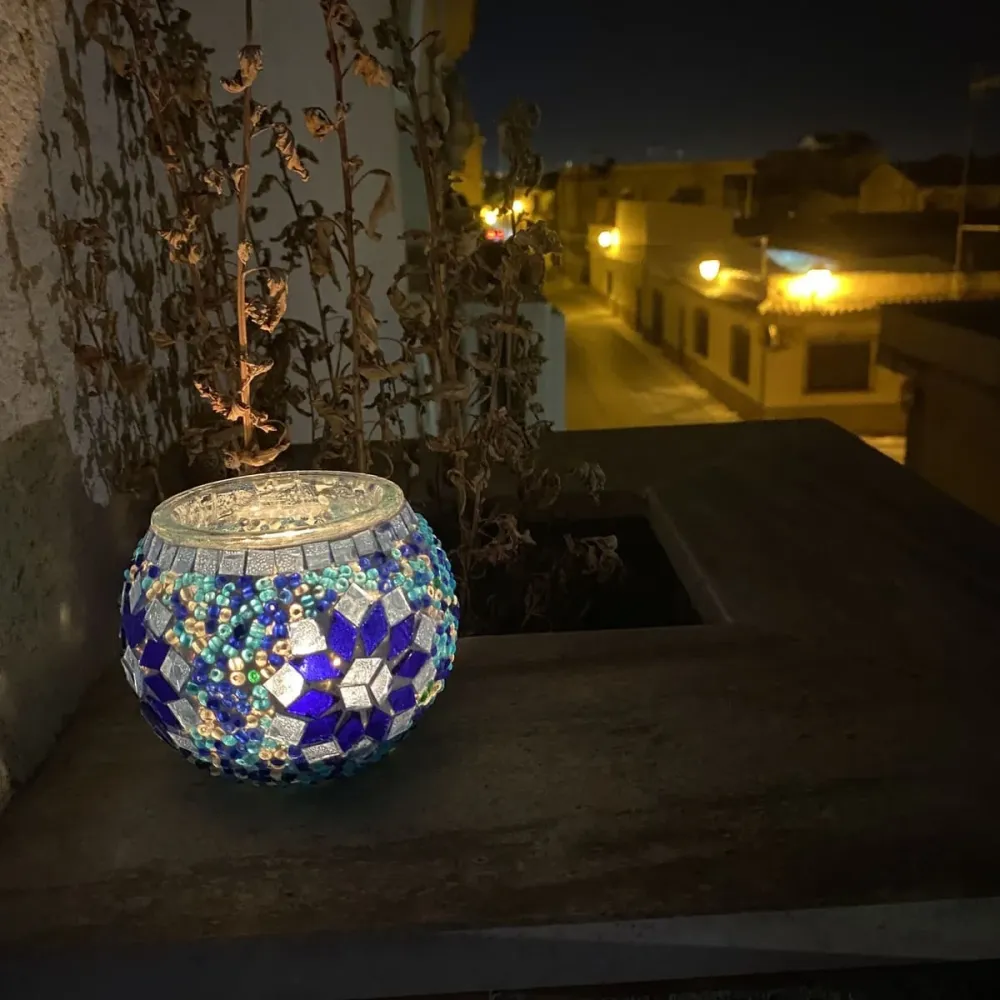 Türkischer Kerzenhalter aus blauem Mosaikglas