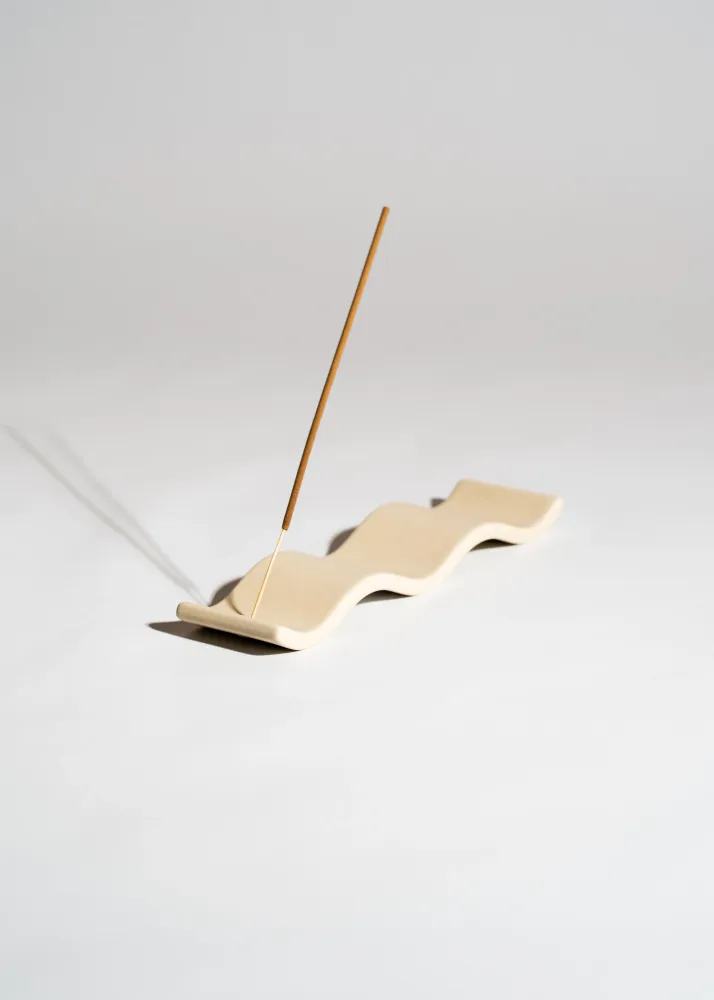 CERAMIC INCENSE HOLDER | BEIGE