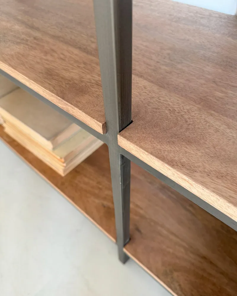 Skyline 150 cm Bücherregal aus Holz und Eisen
