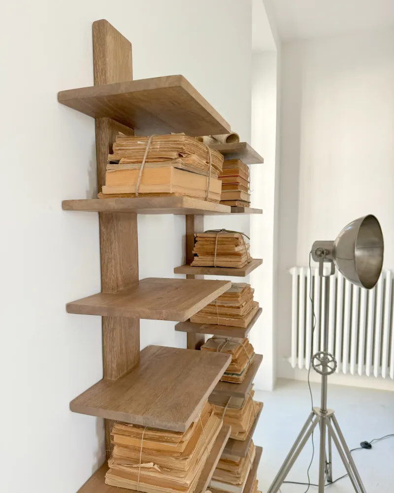 Skyline 30 cm freistehendes Bücherregal