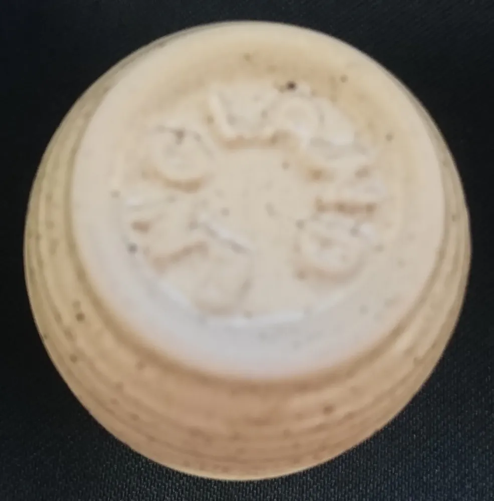 6er Set EIERBECHER - Keramik / Steingut, Waagerechtes Linien Gestreiftes Relief Motiv Dekor