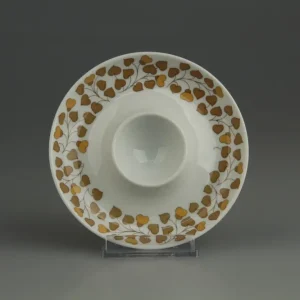 Eierbecher mit Schalenablage