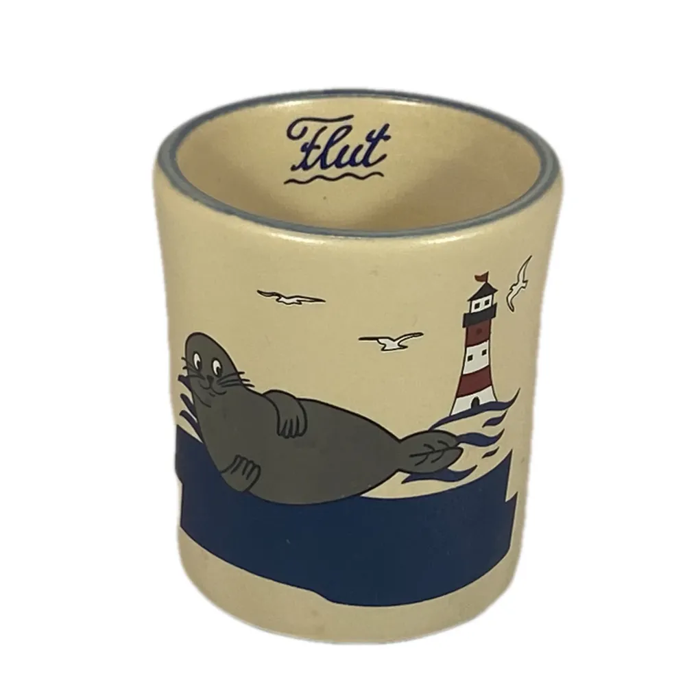 Eierbecher / Schnapsglas „Robbe“ mit Wunschnamen - Jeder Name ist möglich!