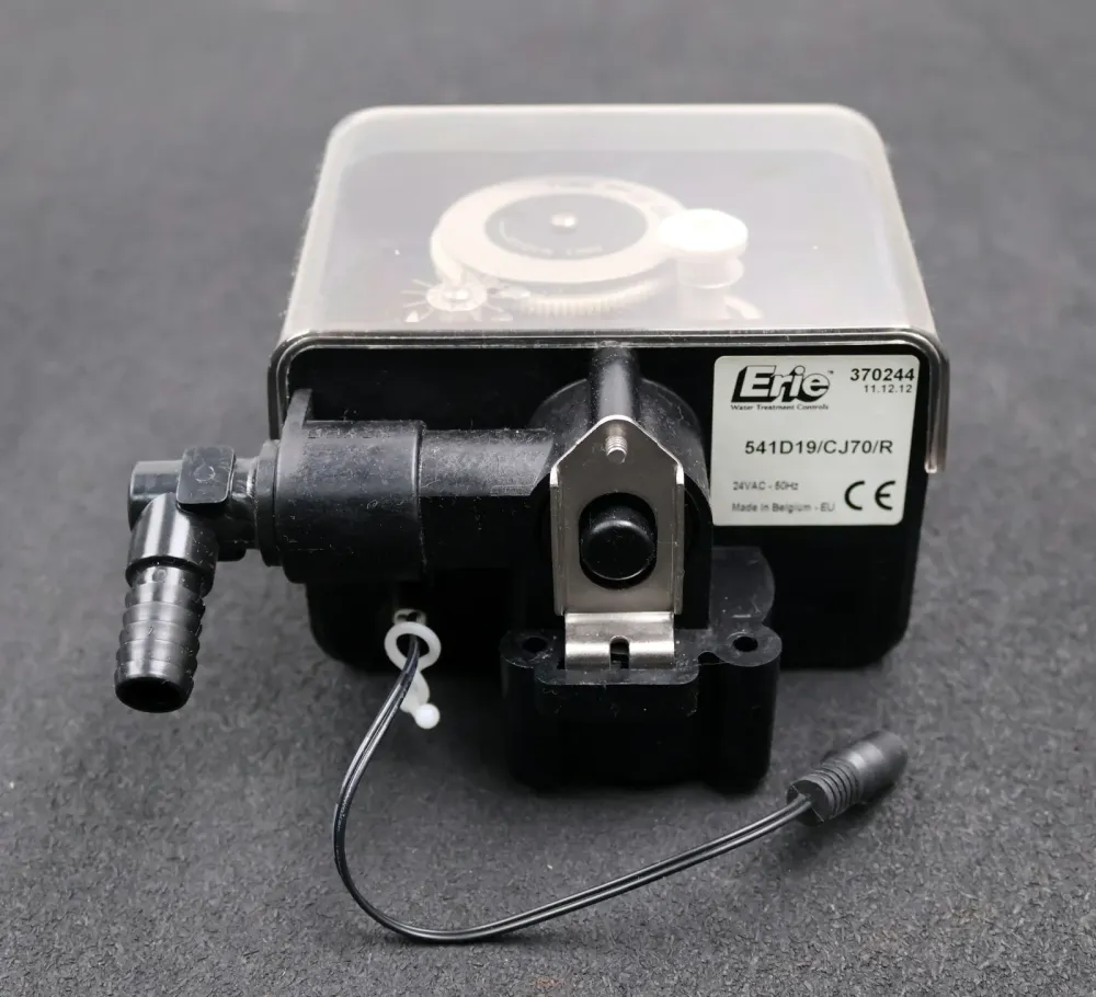 ERIE Zeitgesteuertes Enthärtungsventil mit mechanischem Timer 541D19/CJ70/R