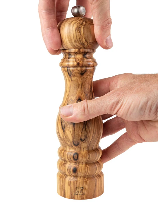 Paris Manuelle Pfeffermühle aus Olivenholz, 22 cm