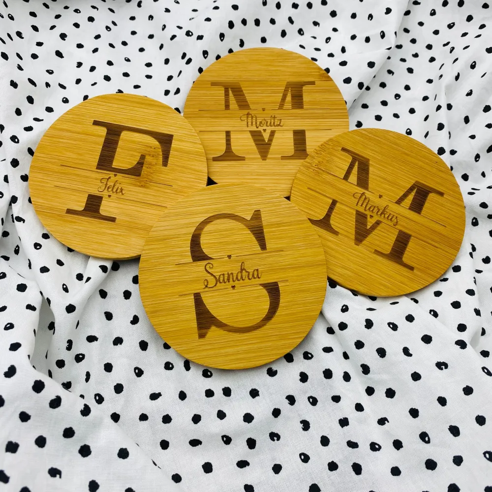 personalisierter Untersetzer aus Bambus | individuelles Geschenk zur Hochzeit oder zum Geburtstag | Untersetzer für Untern...