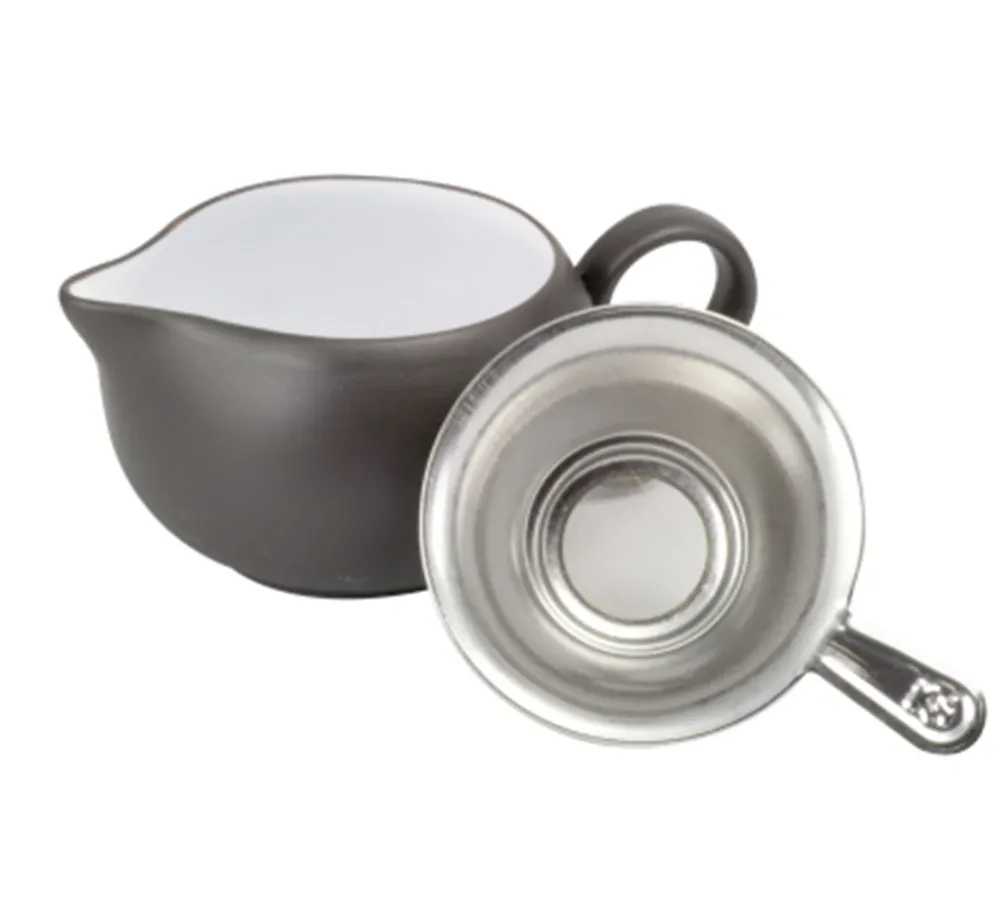 Ton Teekanne mit Sieb 0.125L